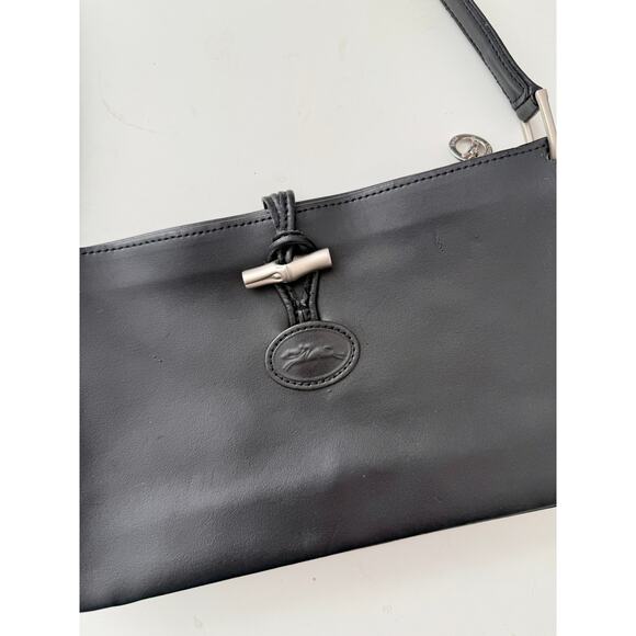 Longchamp Roseau leather shoulder bag in black - Picture 2 of 7